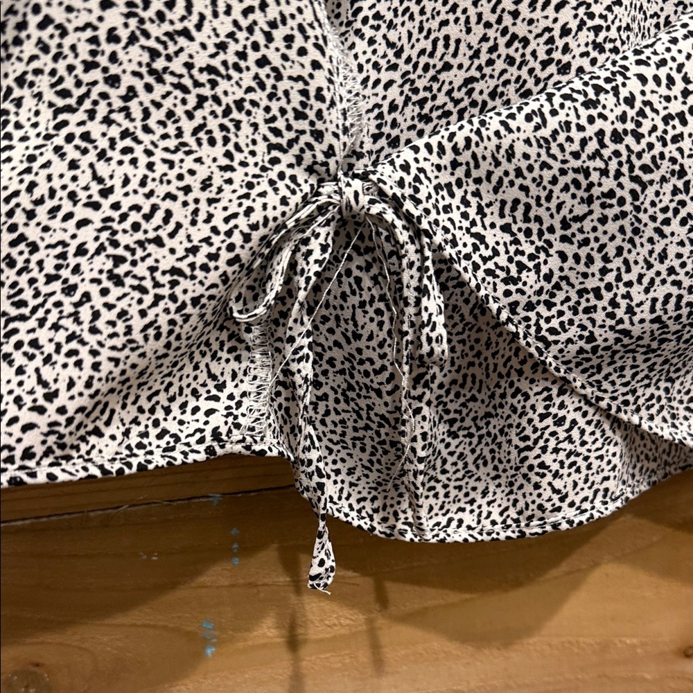 Lush Black and White Patterned Wrap Blouse - Picture 8 of 8